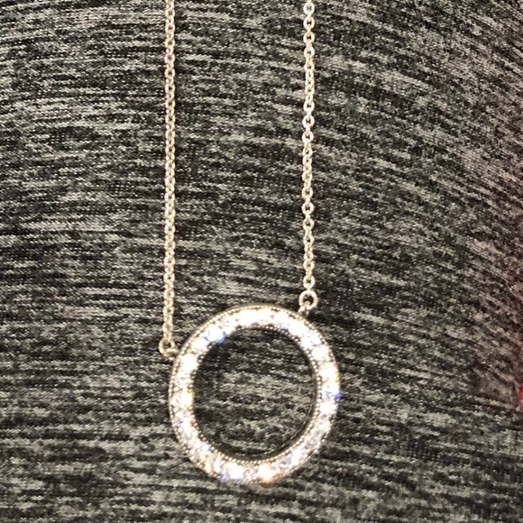 Pandora Circle of Sparkle necklace - Picture 3 of 3